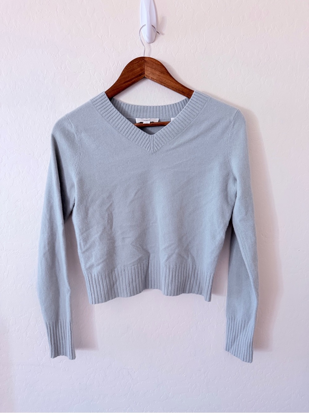 Vince Wool Cashmere V-Neck Cropped Sweater Small Sage Gray Green